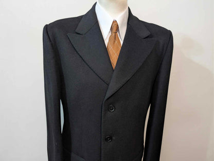 Wunderschöner schwarzer Wollmantel