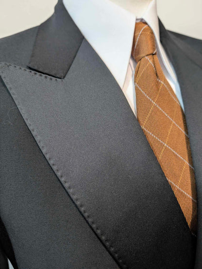 Fabelhafter zweireihiger Woll-Smoking