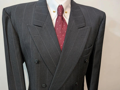 Effroyable costume croisé chalkstripe en laine