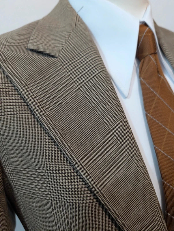 Wunderschöne braune Wolljacke