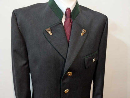 Sympathique costume autrichien en laine