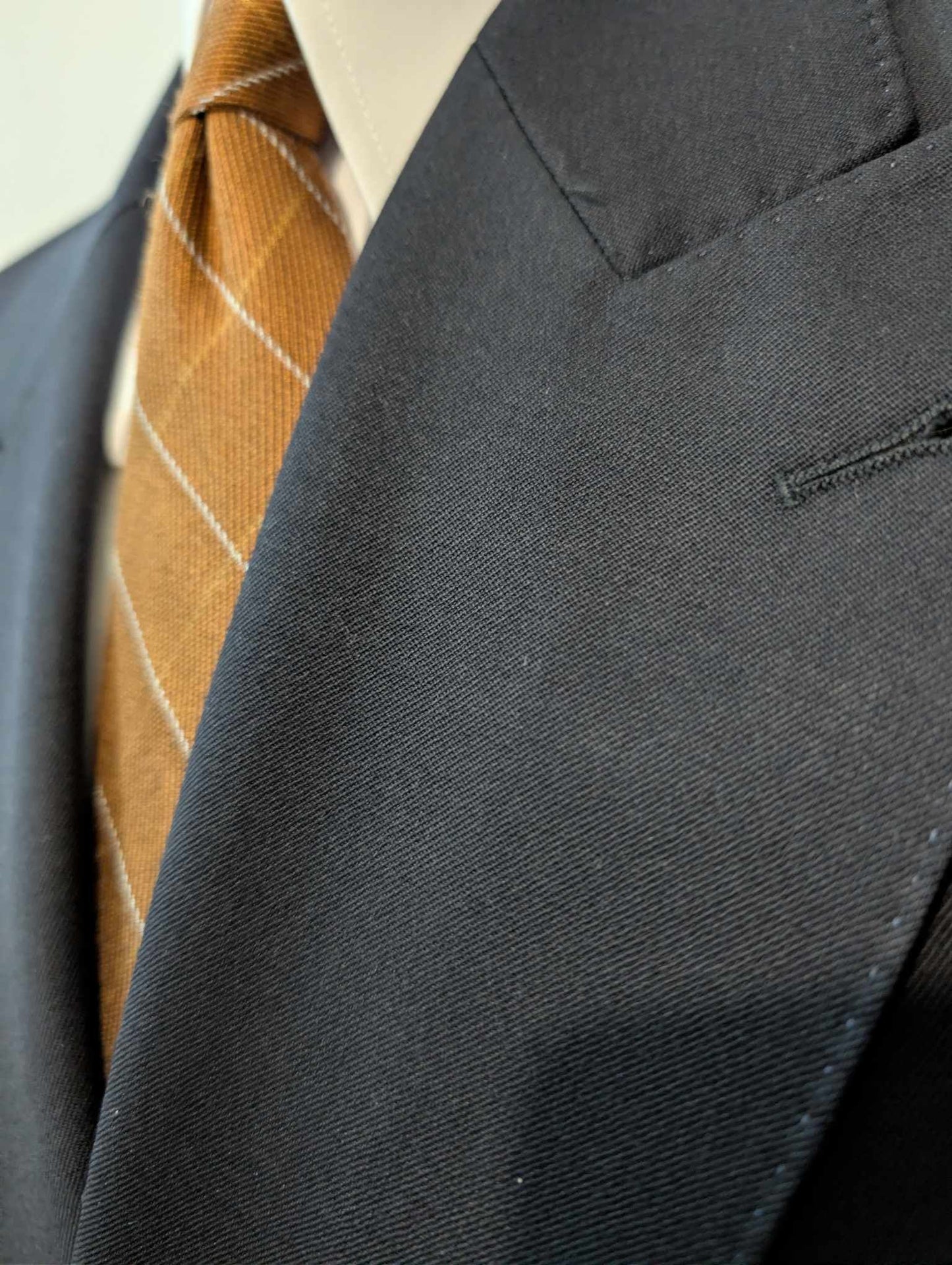 Magnifique costume croisé bleu marine