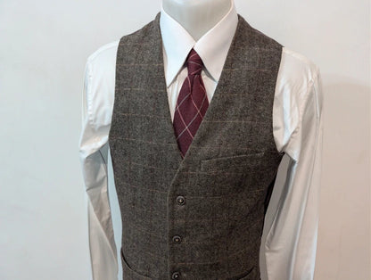 Graubraune Tweedweste