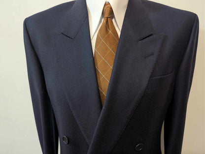 Élégante veste croisé bleu marine en flanelle lourde