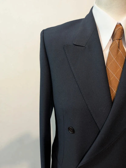 Wunderschöner marineblauer Zweireiheranzug aus Wolle