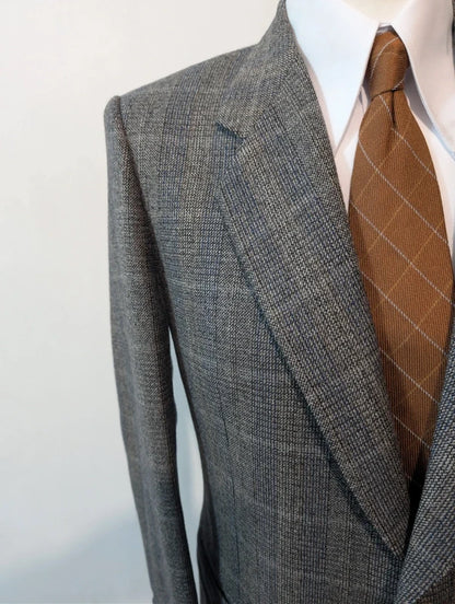 Toller grauer Anzug aus schwerem Flanell