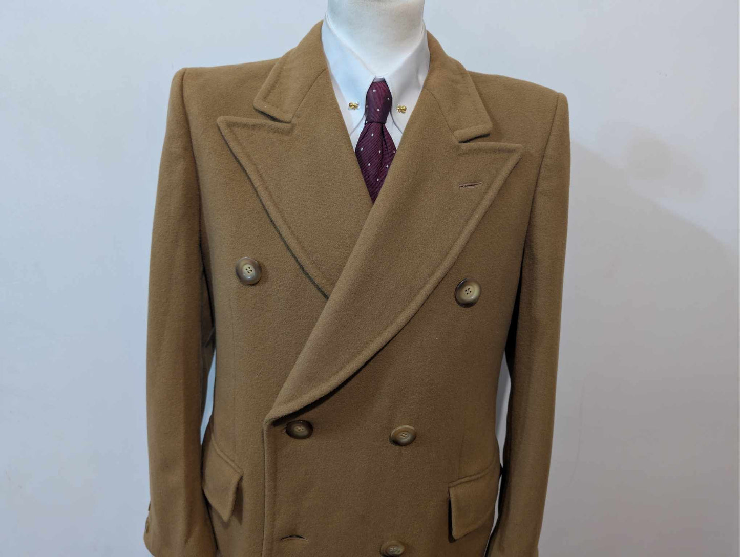 Lumineux manteau camel croisé en laine