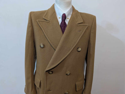 Lumineux manteau camel croisé en laine