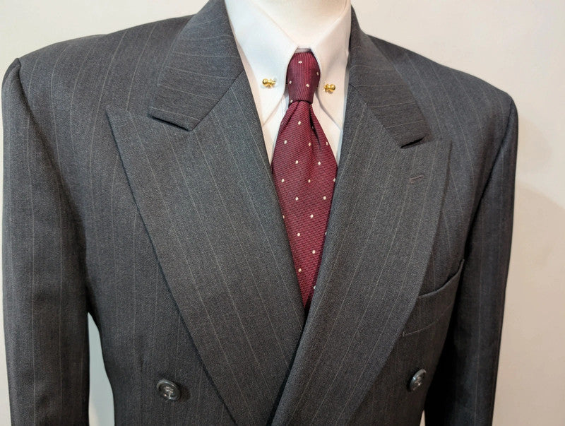 Chouet costume croisé pinstripe