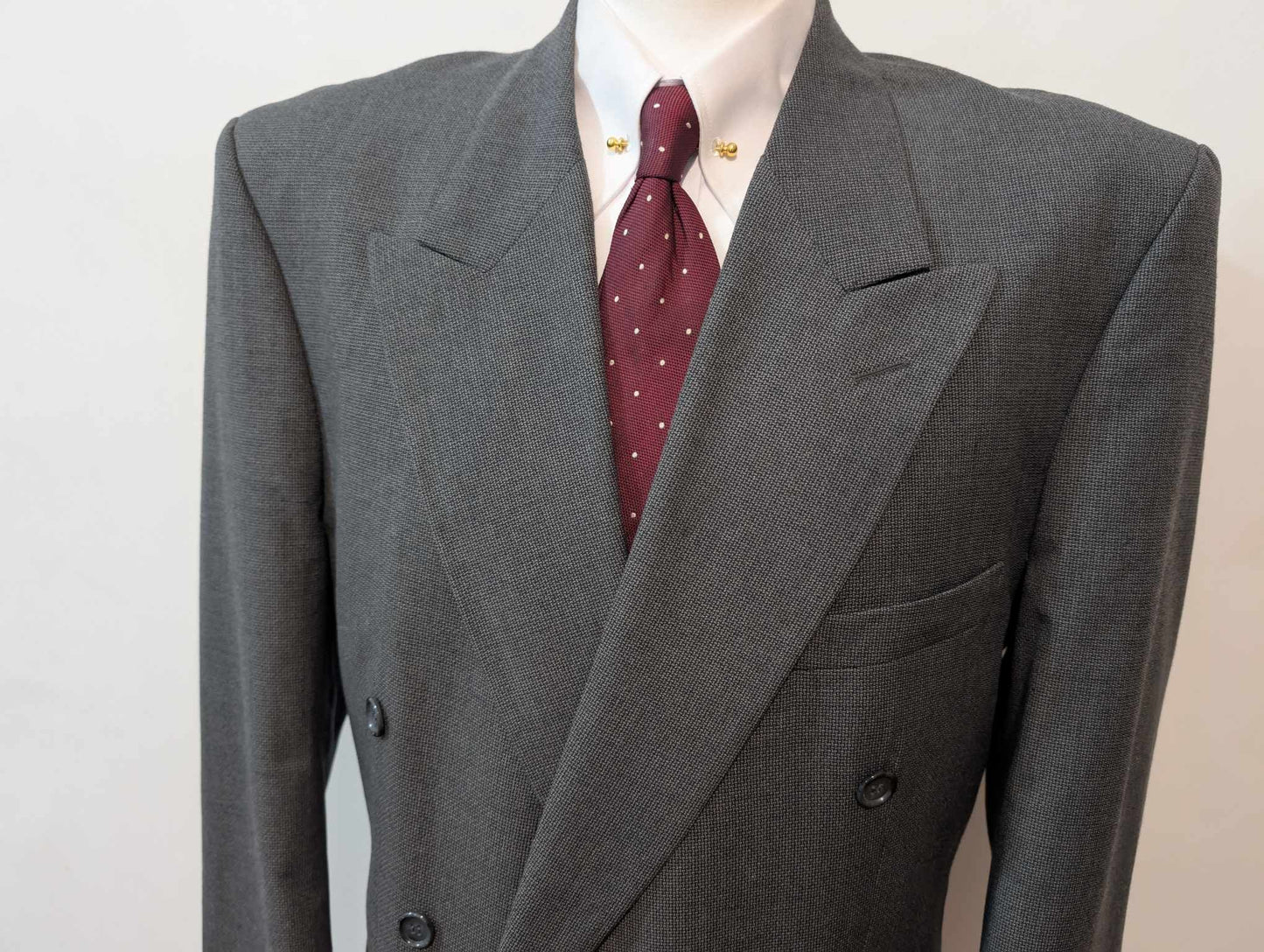 Classique costume croisé gris en laine