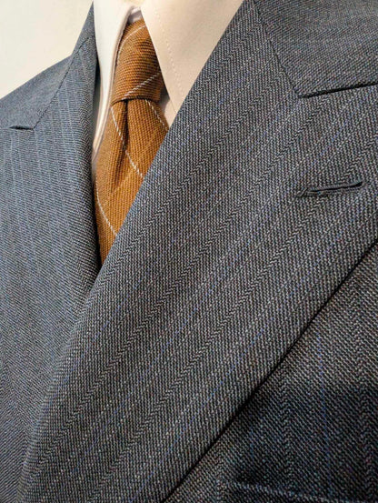 Prächtiger, zweireihiger, gestreifter Wollanzug