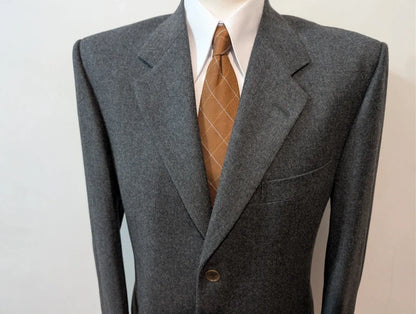 Sublime costume gris en flanelle lourde