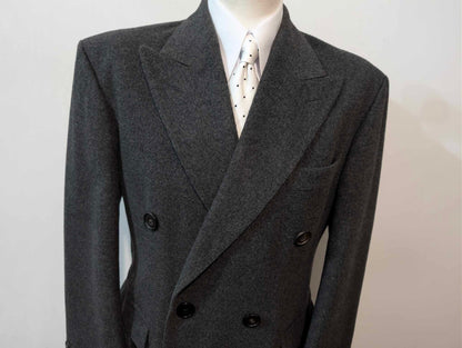 Beeindruckender englischer zweireihiger Mantel