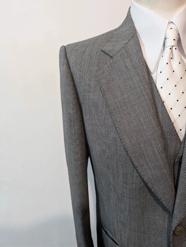 Prächtiger dreiteiliger Wollanzug