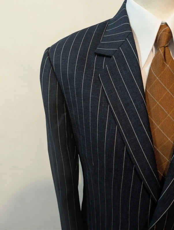 Toller Nadelstreifenanzug aus Wolle