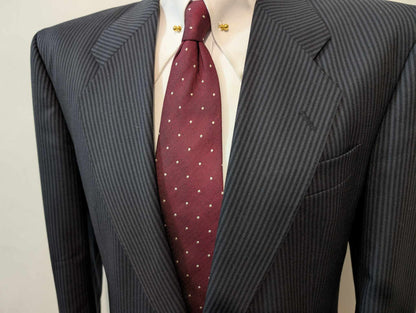 Redoutable costume bleu marine en laine