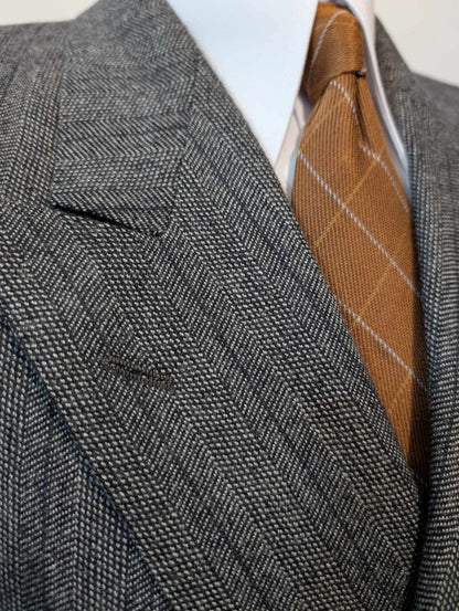 Superbe costume croisé gris en flanelle