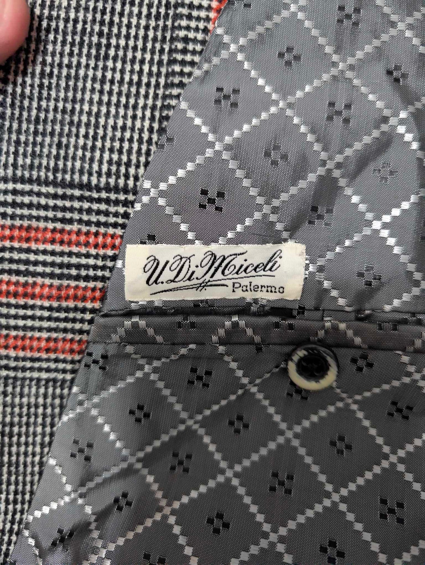 Legendäre zweireihige Jacke aus schwerem Flanell