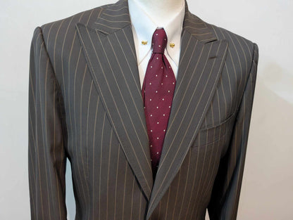 Magnifique costume pinstripe marron en laine