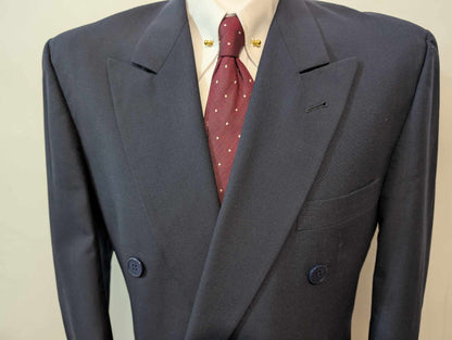 Classique costume croisé bleu marine en laine froide