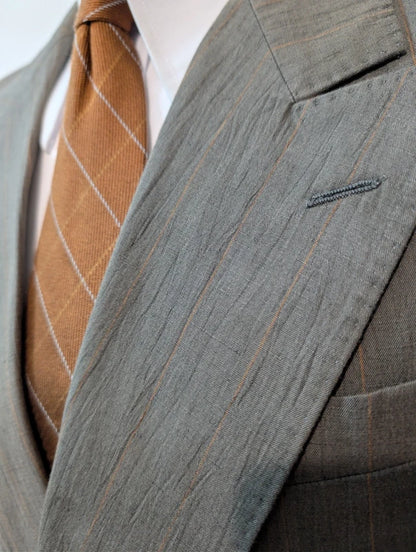 Élégant costume croisé en coton