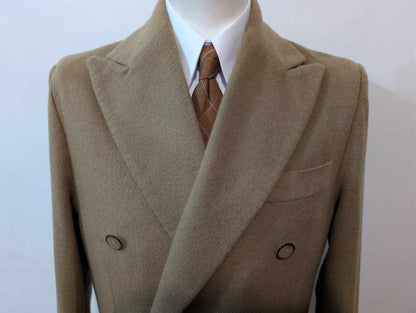 Originaler kamelfarbener, zweireihiger Wollmantel