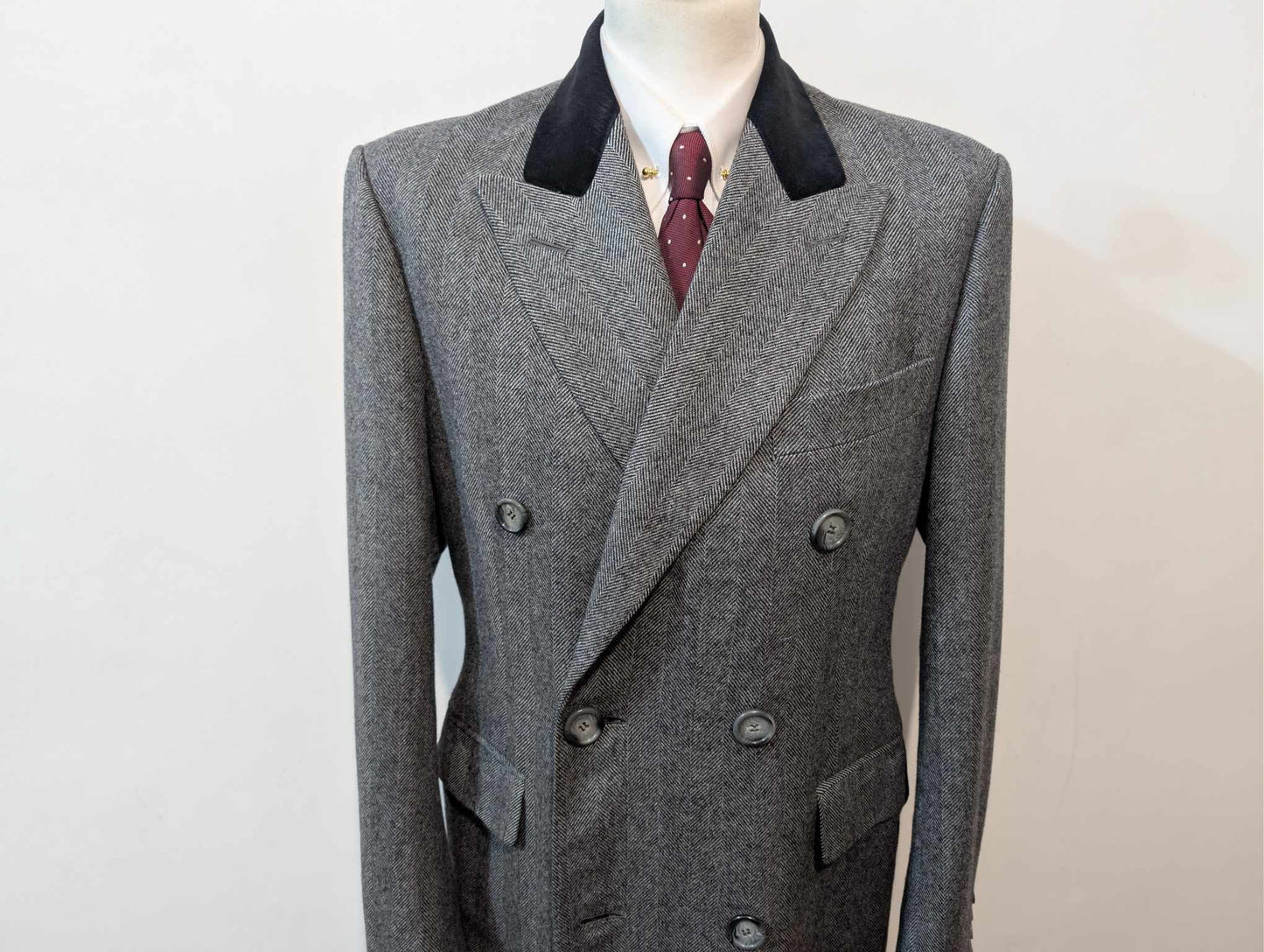 Impressionnant manteau croisé Chesterfield en laine