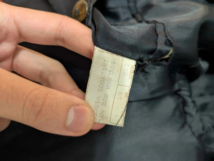 Sympathique manteau croisé en laine