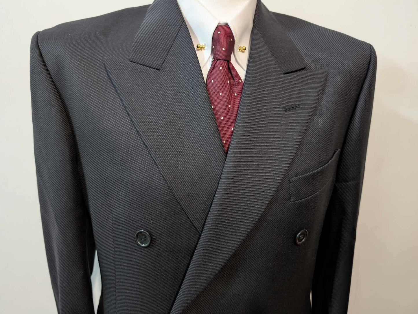 Incroyable costume croisé de couleurs gris anthracite en laine