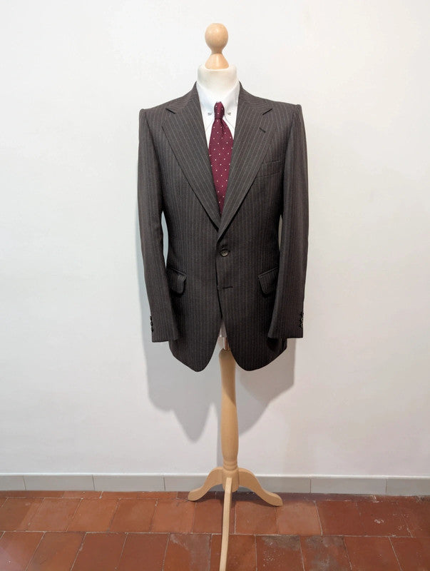 Légendaire costume pinstripe  marron en flanelle