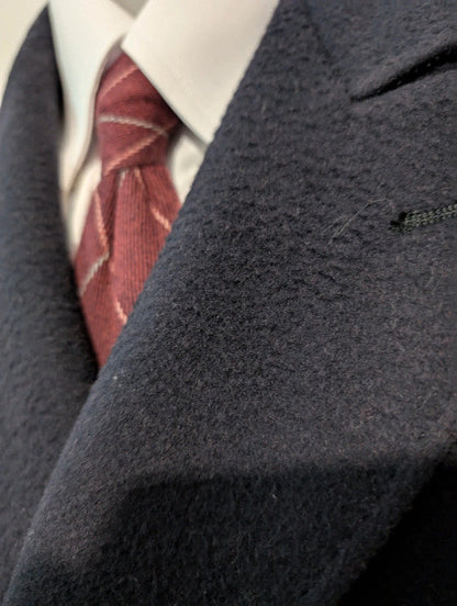 Mignon manteau croisé bleu marine
