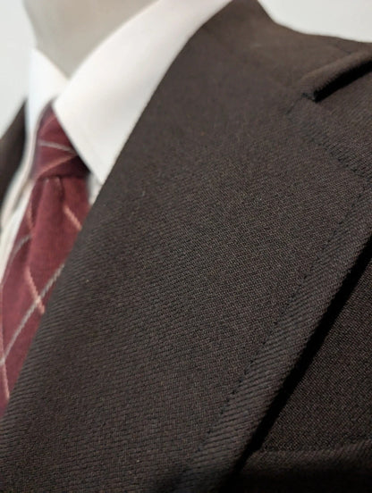 Gentille veste marron en laine