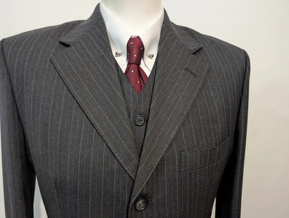 Superbe costume 3 pièces pinstripe en laine légère