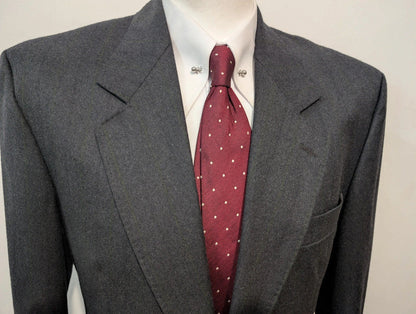 Élégant costume pinstripe en flanelle