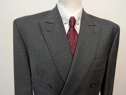 Incredible gray wool double-breasted suit