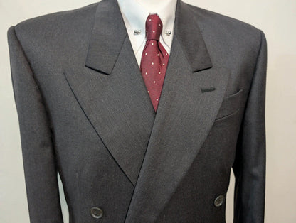 Méchant costume croisé gris en laine