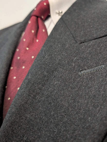 Furieux costume croisé en flanelle lourde