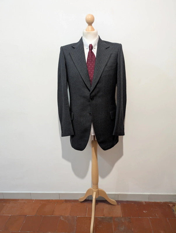Exceptionnel costume pinstripe en laine