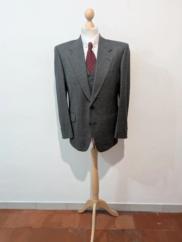 Élégant costume 3 piece gris en laine