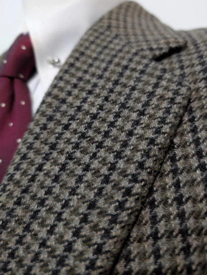 Légendaire costume pied de poule en tweed