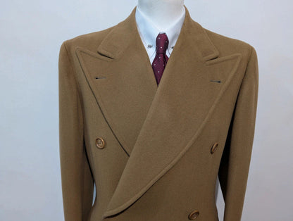 Légendaire manteau croisé Camel en laine