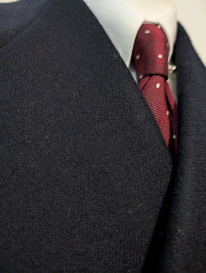 Légendaire manteau croisé bleu marine en laine
