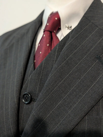 Furieux costume 3 pièces pinstripe