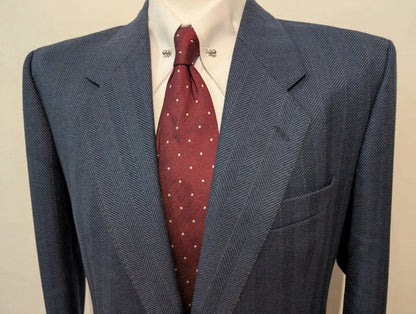 Merveilleux costume bleu marine a chevron