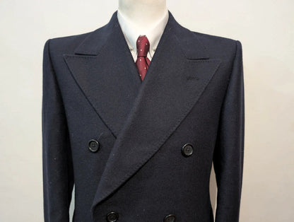 Légendaire manteau croisé bleu marine en laine