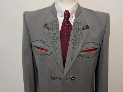Sensationnel costume gris autrichien en laine