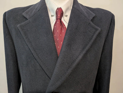 Magnifique manteau bleu marine en cachemire