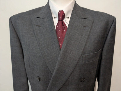 Incredible gray wool double-breasted suit