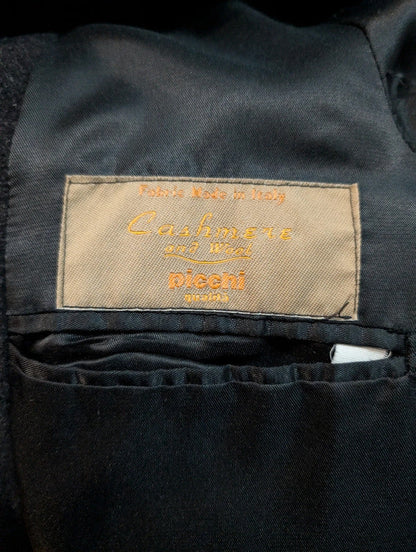 Impressionnant manteau gris en laine