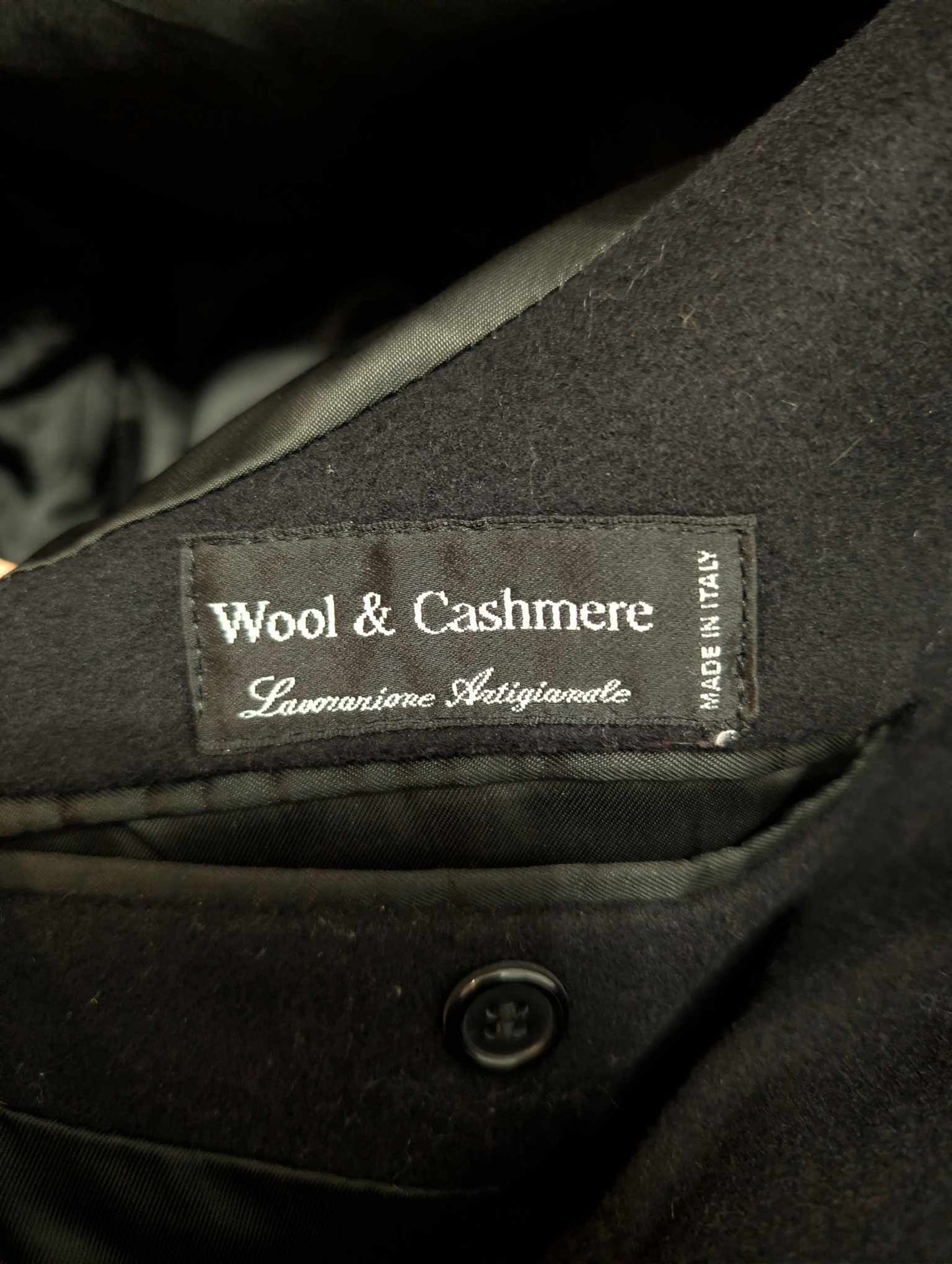Élégant manteau noir en laine